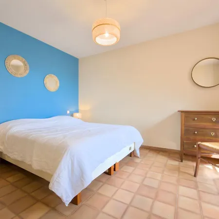 Maison De La Rade, Sea View And Air Conditioning Holiday home *